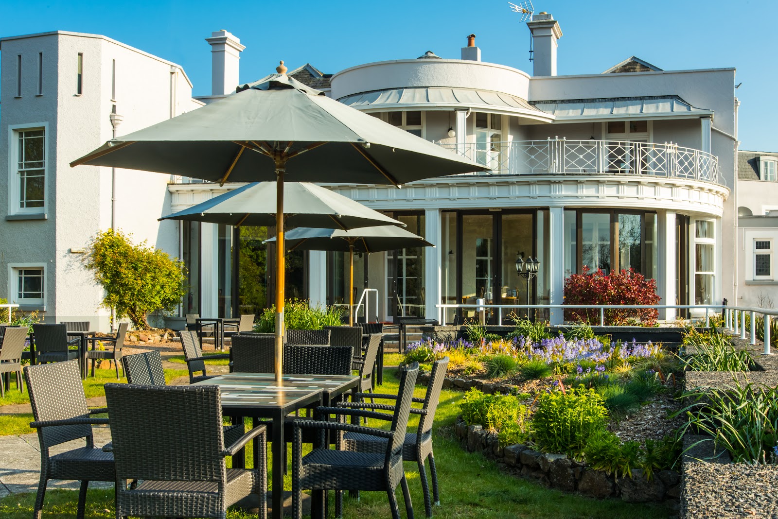 Cliffden Hotel