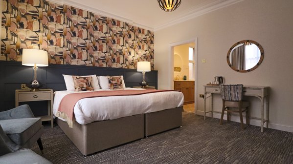 Clifton Park Hotel