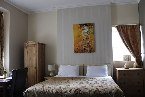 Clifton Villa Guest House