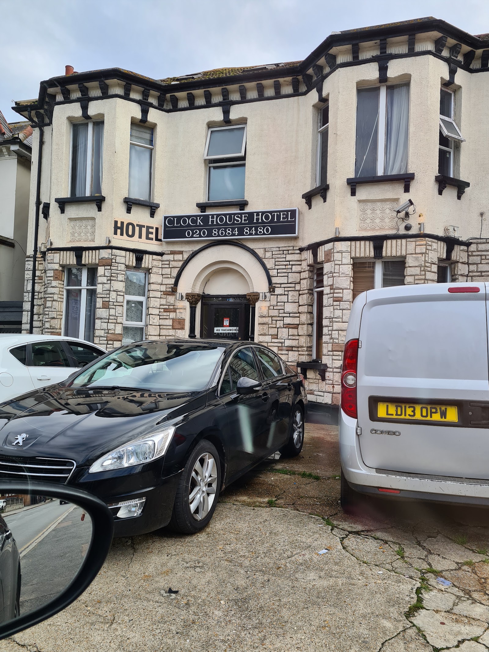 Clock House Hotel - London Croydon