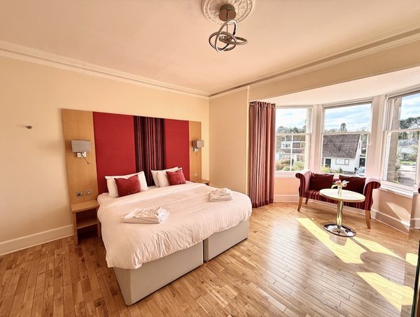 Clubhouse Hotel