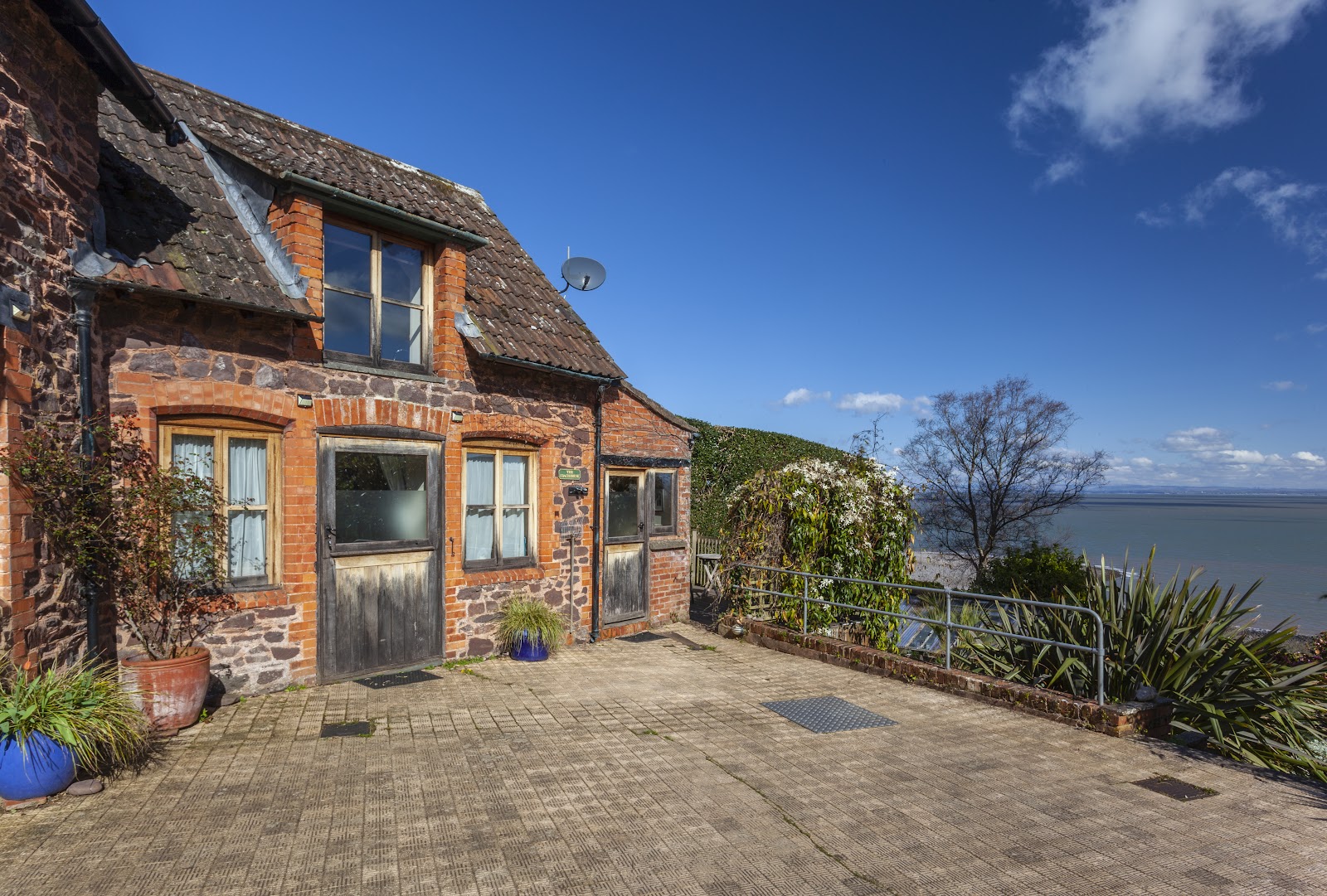 Coach House View