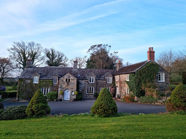 Collaven Manor