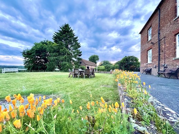 Colthrop Manor