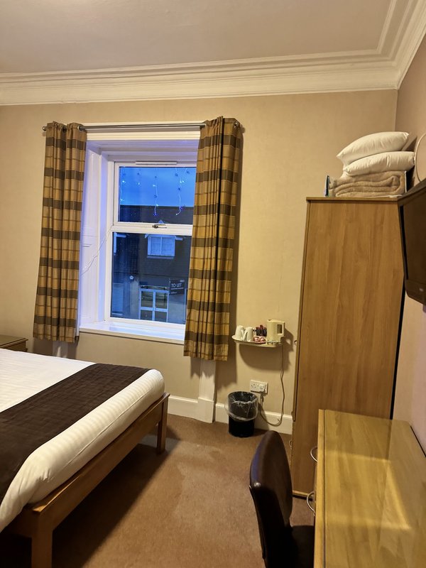 Commercial Hotel