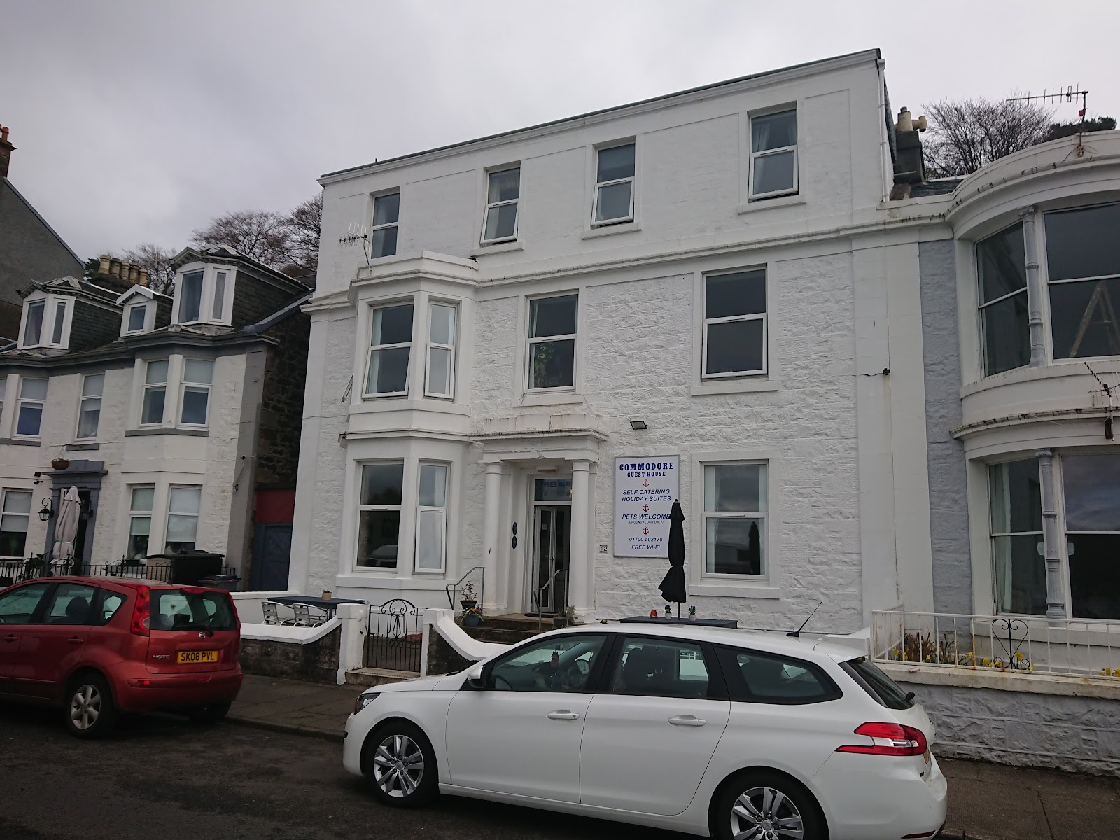 Commodore Guest House