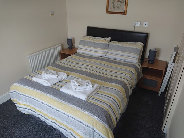 Commodore Guest House
