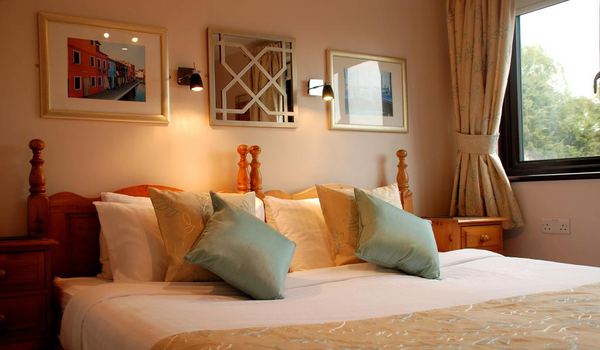 Conifers Guest House