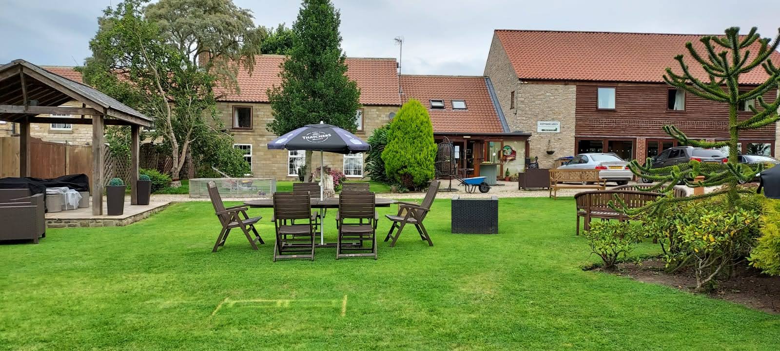 Cottage Leas Country Hotel & Restaurant