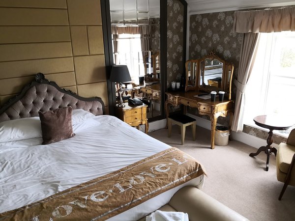 Court Colman Manor