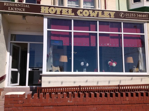 Cowley Hotel