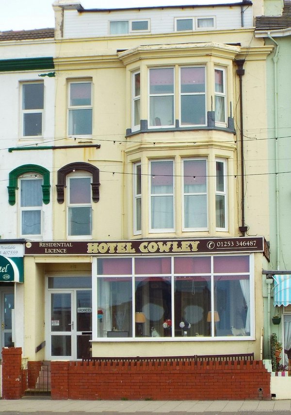 Cowley Hotel