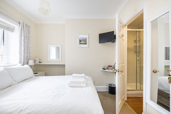 Cragwood Guesthouse