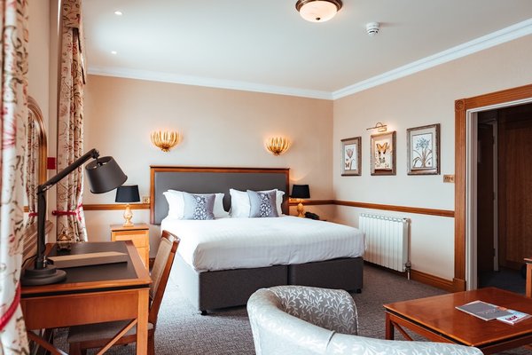Cristina Hotel