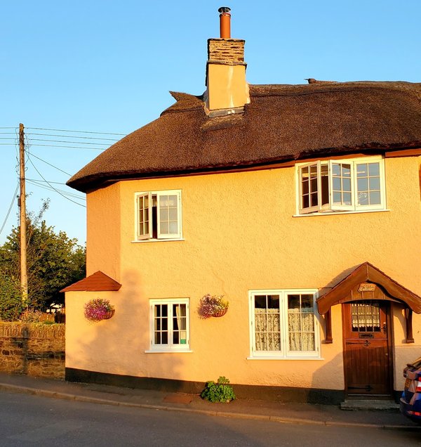 Crown Cottage