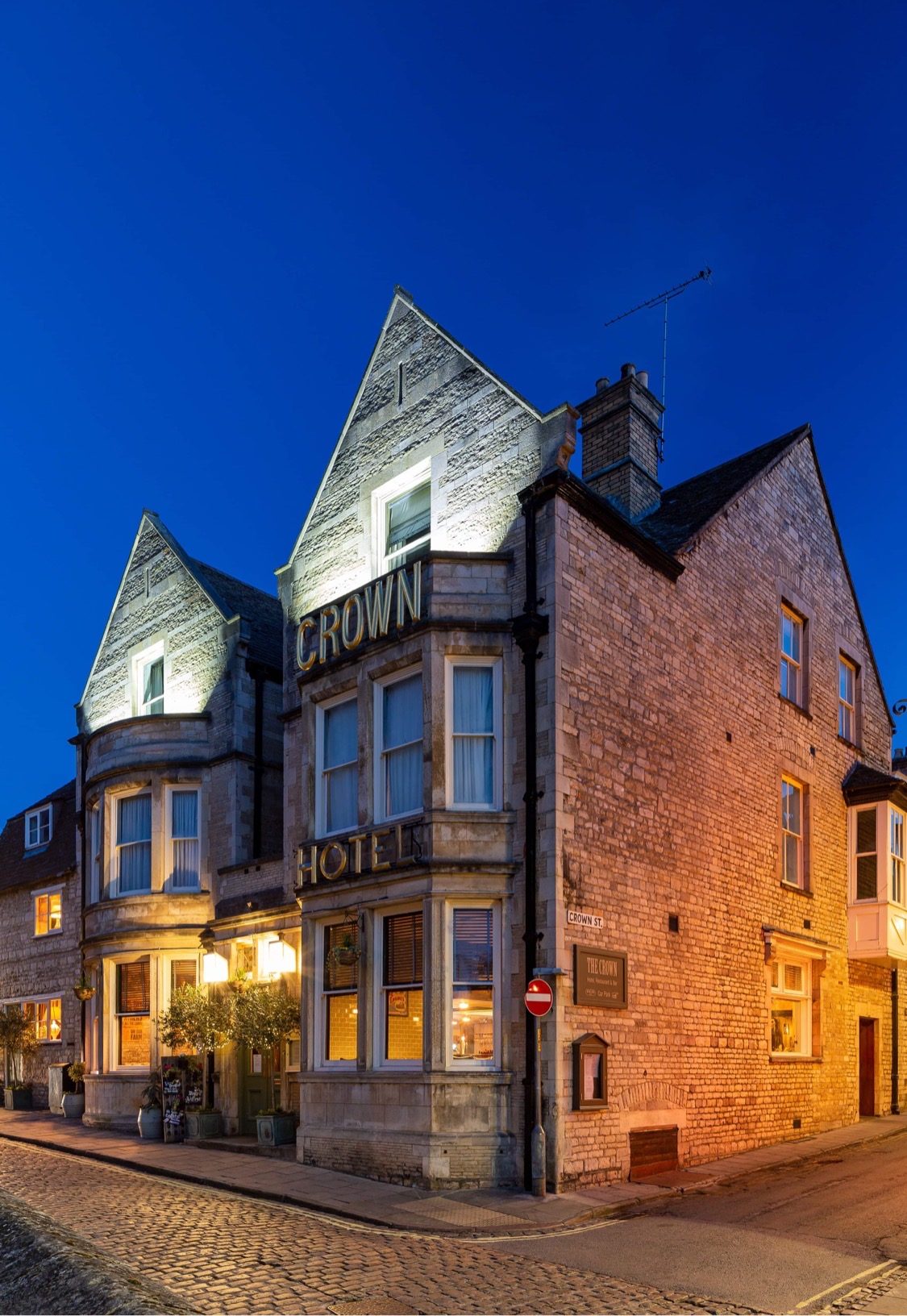 Crown Hotel