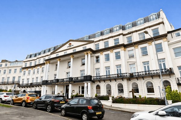 Crown Spa Hotel