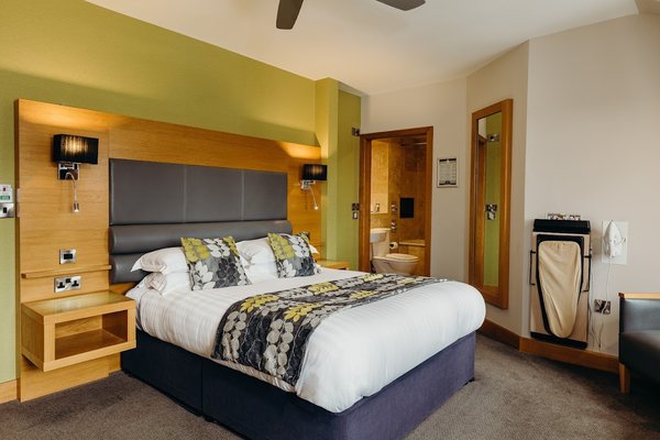 Crown Spa Hotel