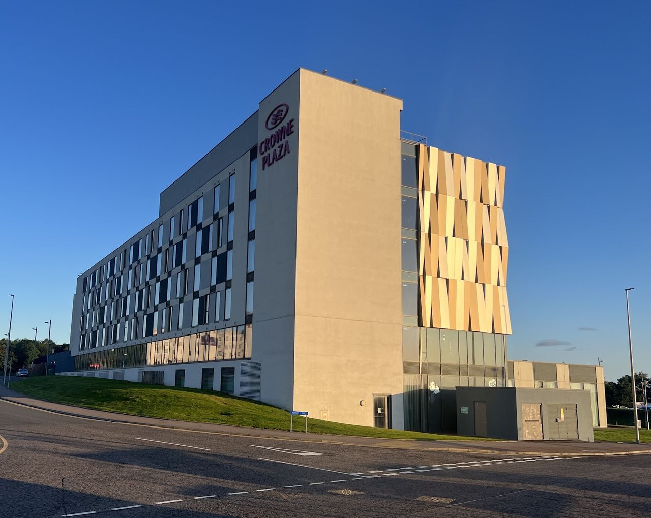 Crowne Plaza Aberdeen Airport