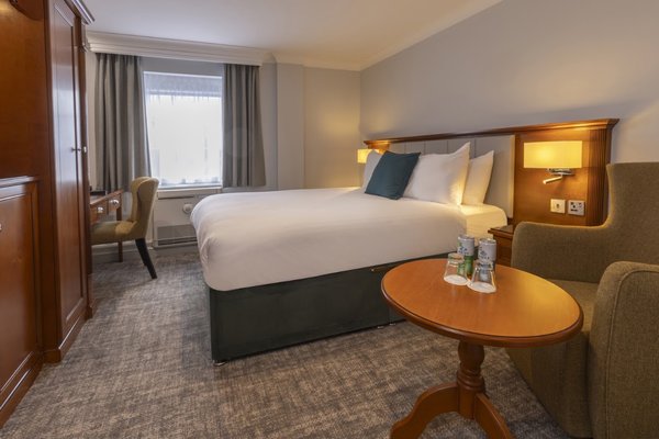 Crowne Plaza East Midlands Airport by IHG