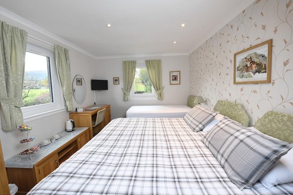 Dall Lodge Country House