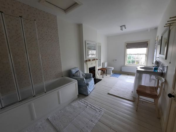 Dalton House Bed and Breakfast