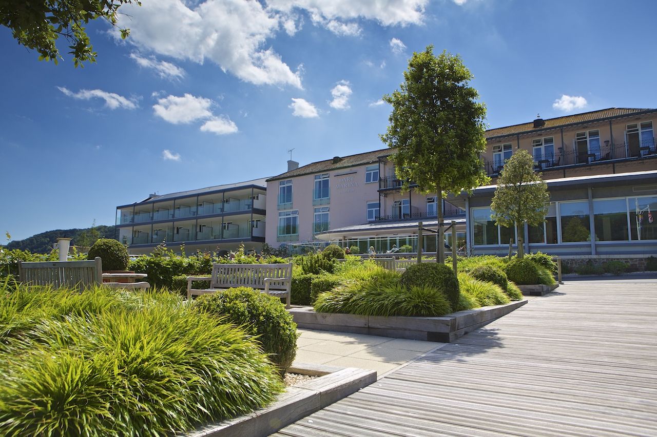 Dart Marina Hotel