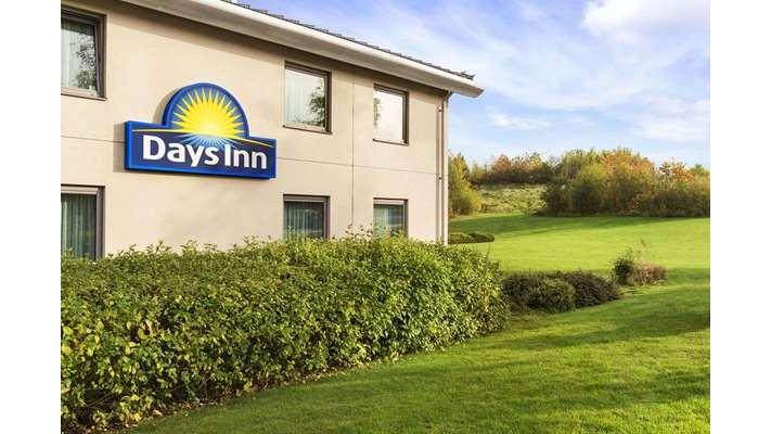 Days Inn Cannock Norton Canes M6 Toll