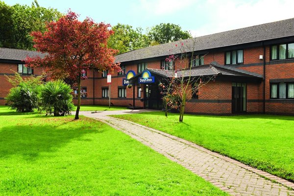 Days Inn Warwick North M40