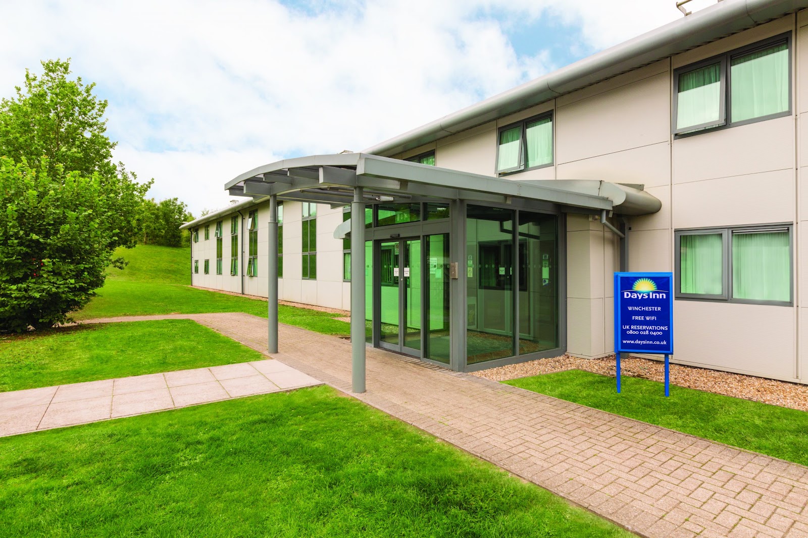 Days Inn Winchester M3