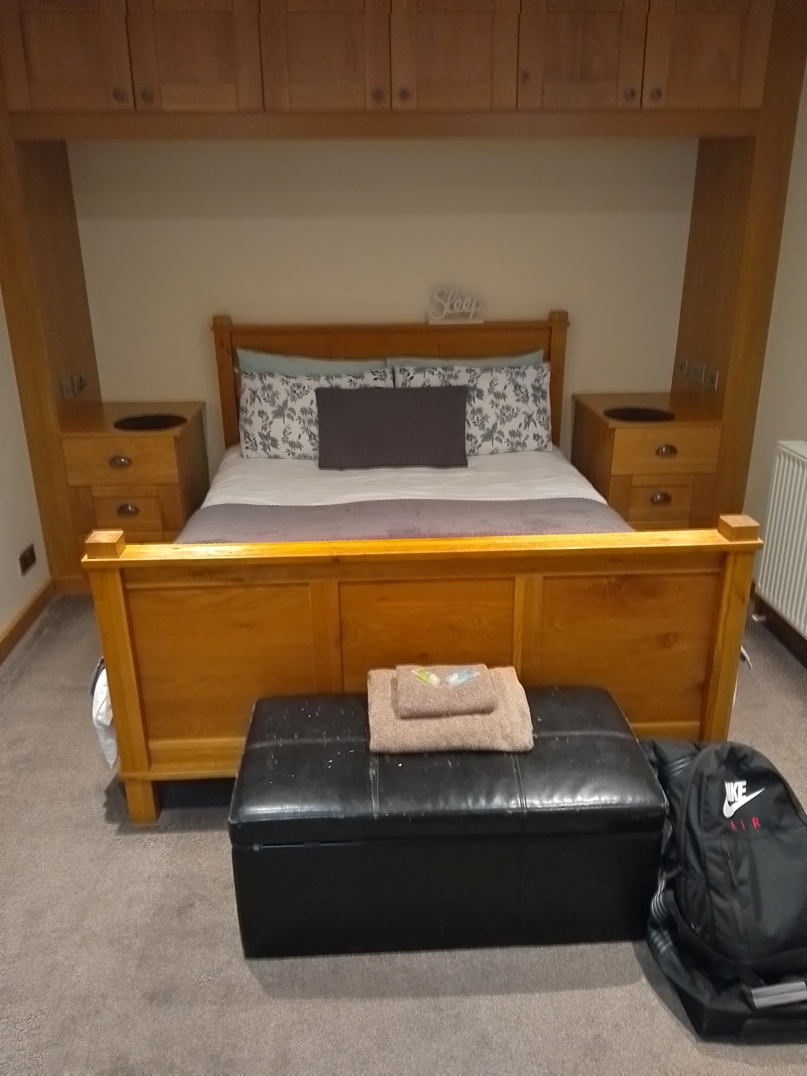 Deri-Down Guest House