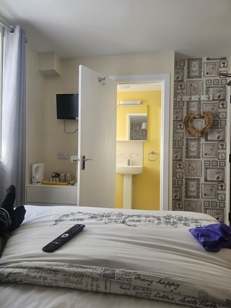 Devon Guest House
