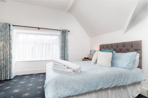 Dolafon Guest House