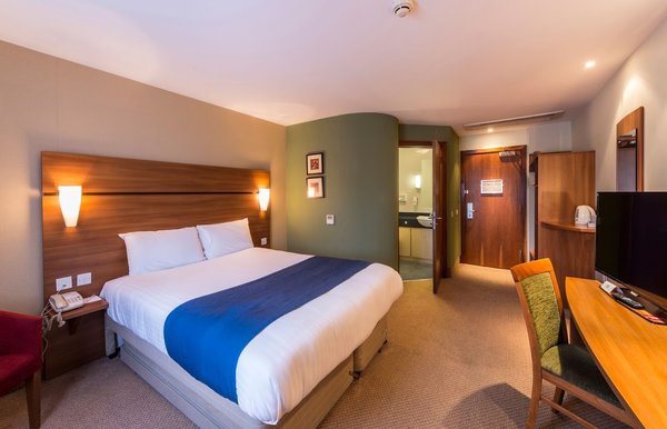 Doncaster International Hotel by Roomsbooked