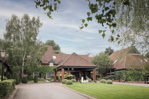 Donnington Valley Hotel And Spa