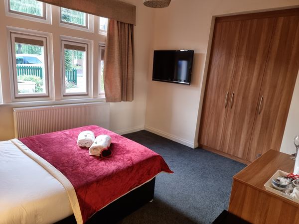 Dorset Arms Hotel