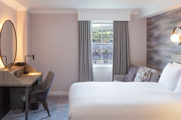 DoubleTree by Hilton Bath