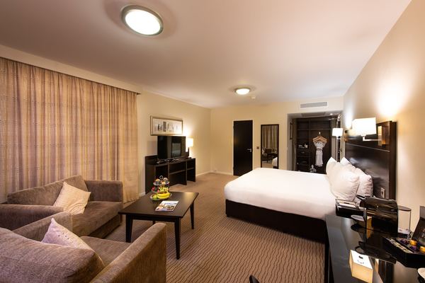 DoubleTree by Hilton London Heathrow Airport