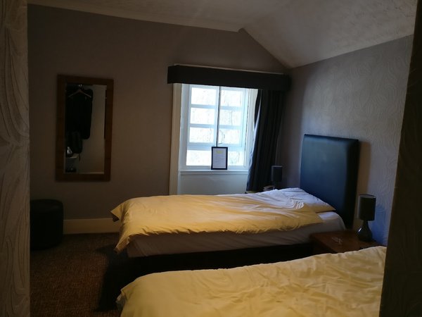 Douglas Arms Hotel