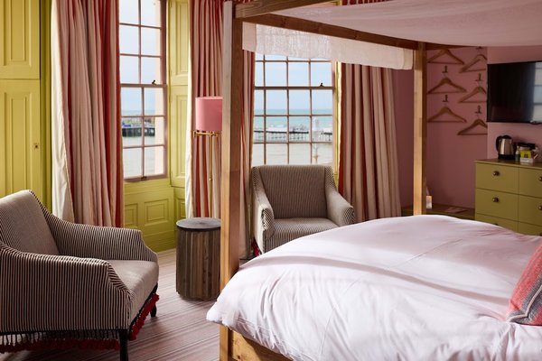 Drakes Hotel
