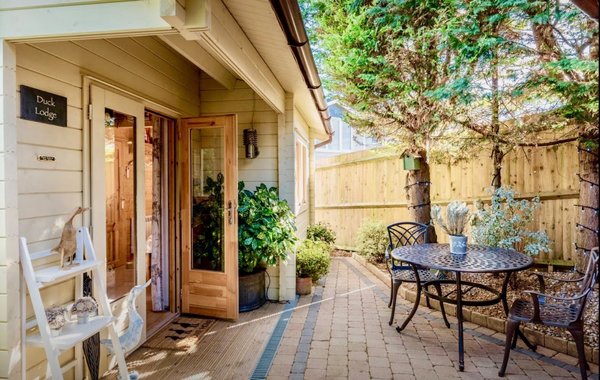 Duck Lodge B&B