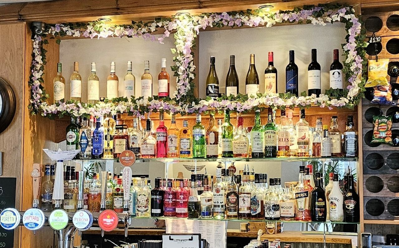 Dukes Folly Hotel