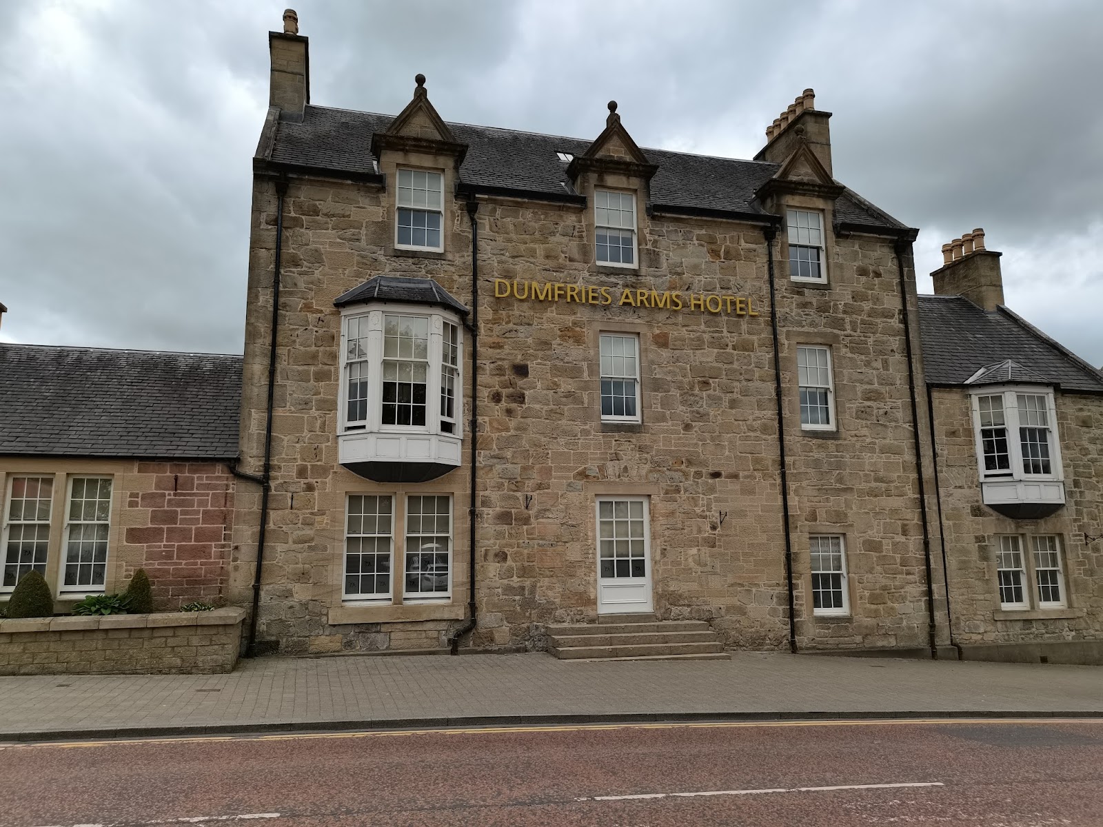 Dumfries Arms Hotel