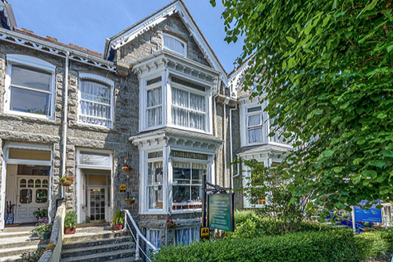 Dunedin Guest House