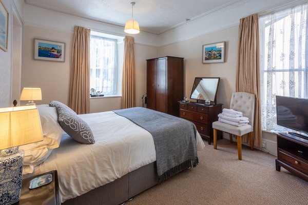 Dunedin Guest House