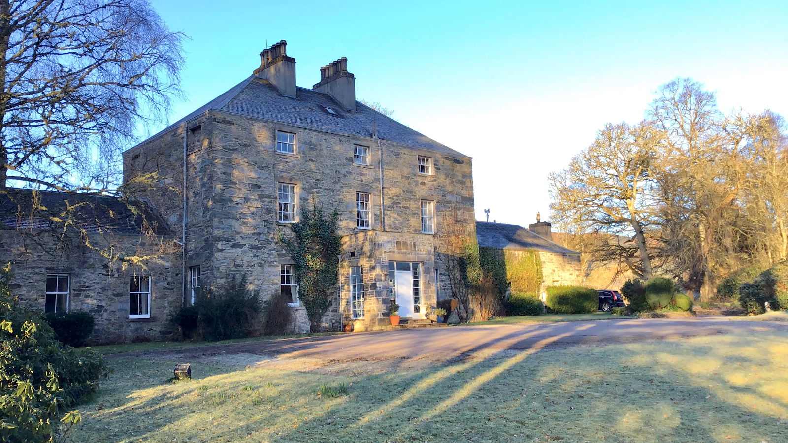 Dunfallandy House