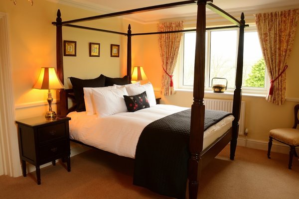 Dunkery Beacon Country House