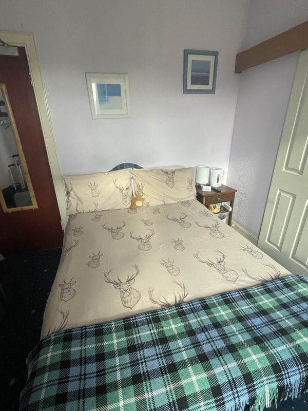 Dunroamin Hotel