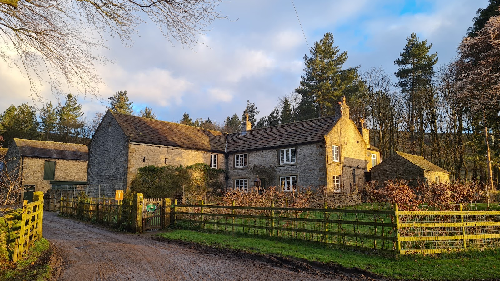 Dunscar Farm Bed & Breakfast