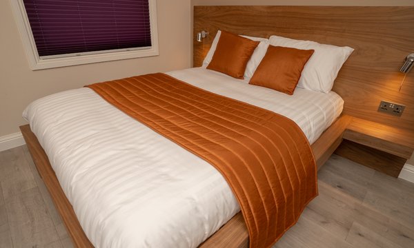 Eagle Hotel Luton Airport